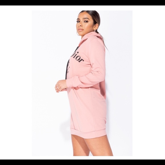 ⭐️Pink Die For Dior Tunic⭐️ - Picture 3 of 5